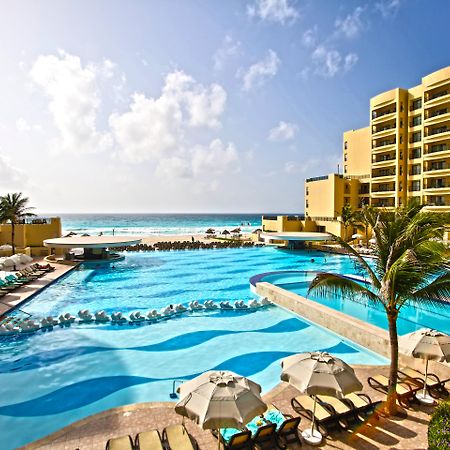 The Royal Sands Resort & Spa Cancun Exterior photo