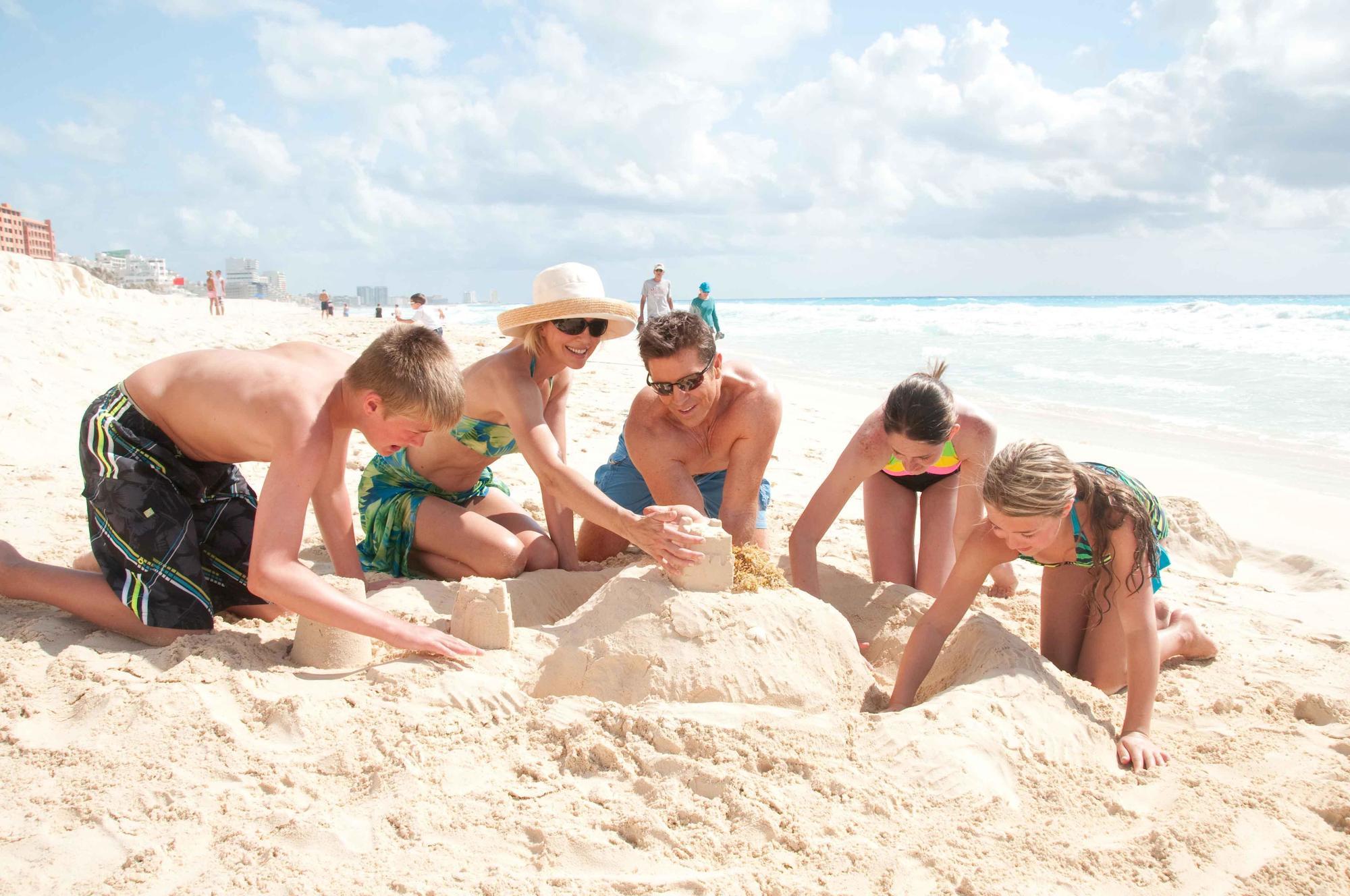The Royal Sands Resort & Spa Cancun Exterior photo